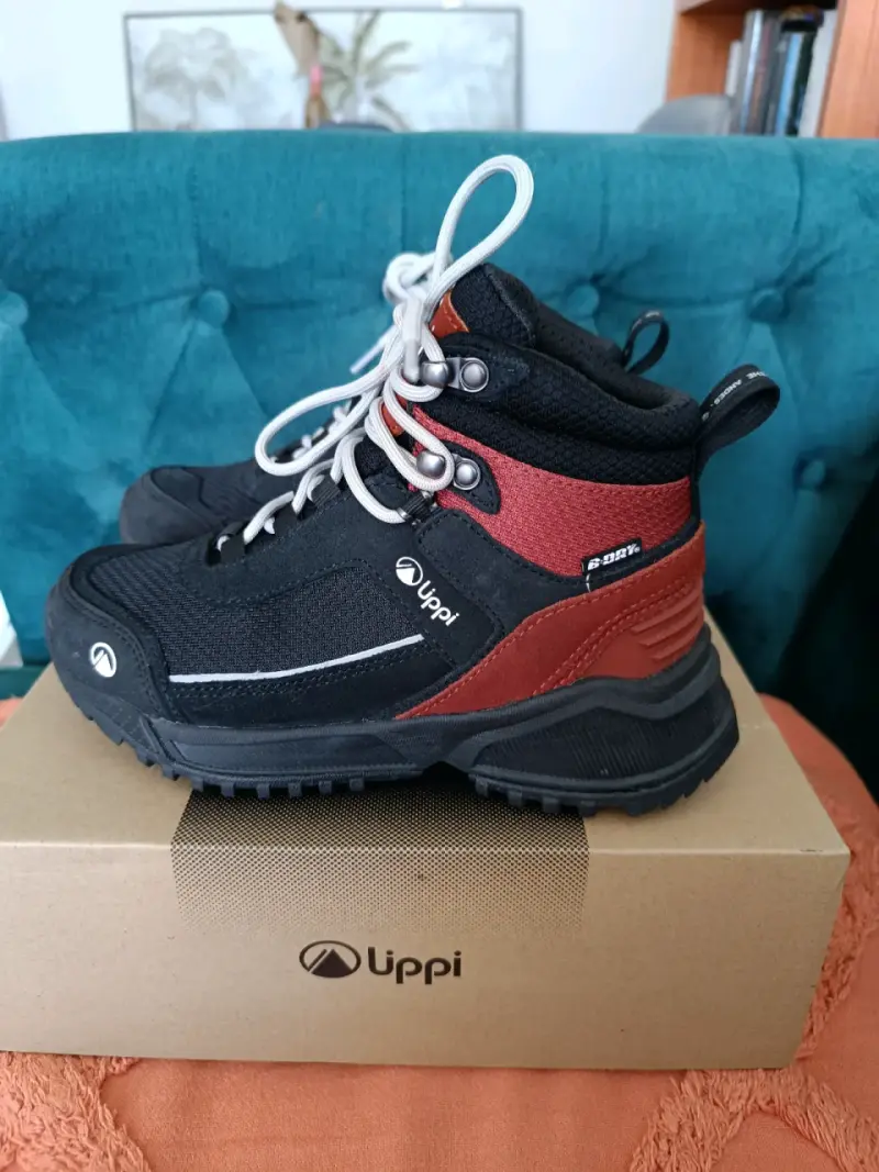 Botines trekking mujer Lippi negros y rojos 35 - 1