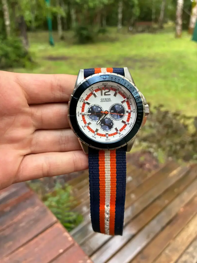 Reloj Guess 100m/330ft nuevo - 1