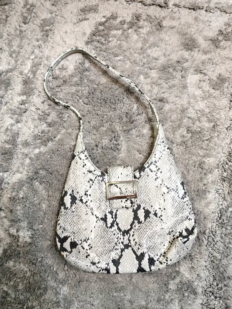 Cartera NINE west - 1