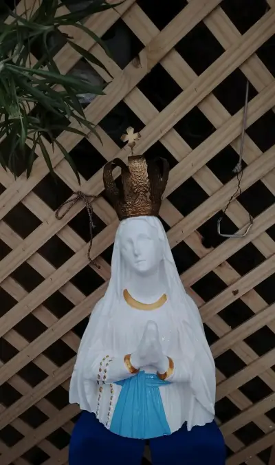 Estatua religiosa de la Virgen - miniatura 1