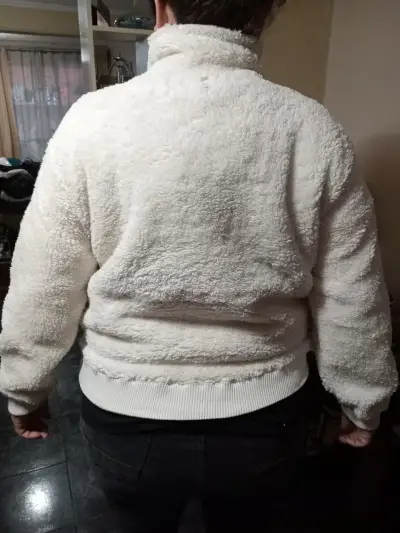 Chaqueta de polar blanca - miniatura 1