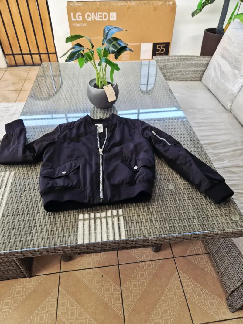 Buzo infantil negro y rosa - 6