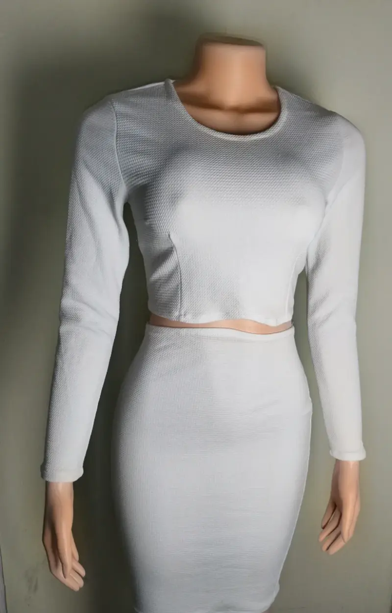 Conjunto blanco de dos piezas - 3
