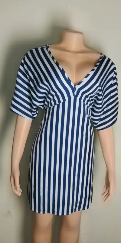Vestido rayado azul y blanco - miniatura 4