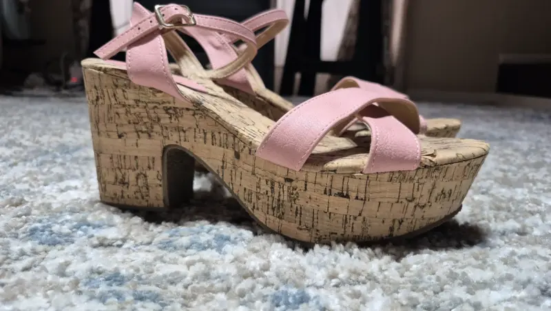 Sandalias plataformas rosadas - 4