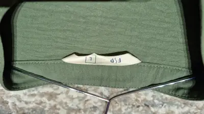 Camisa verde, celeste con rayas y blanca. - miniatura 2