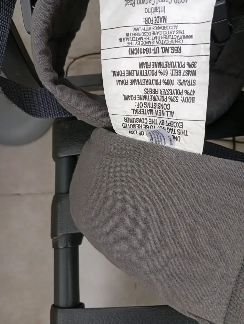 Mochila porta bebé gris ergonómica infantino - 4