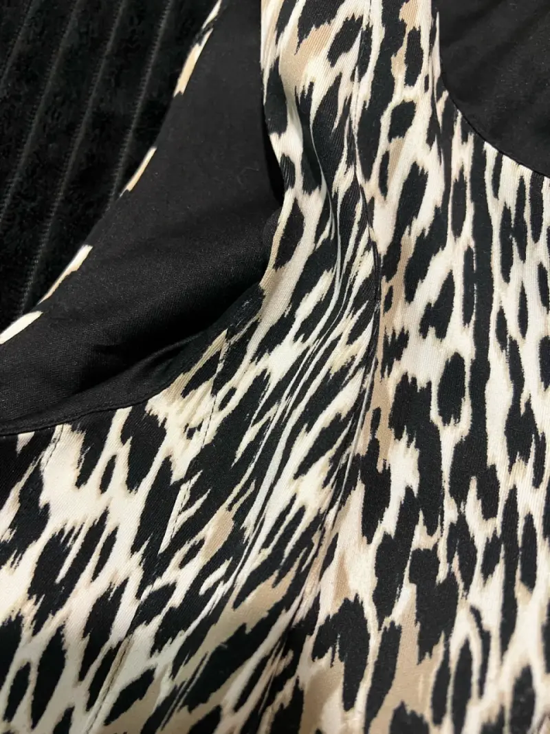 Vestido Calvin klein estampado animal print - 4