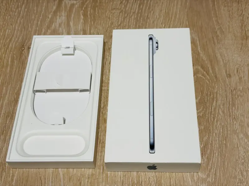 Teléfono iPhone 17 Air buen estado - 3