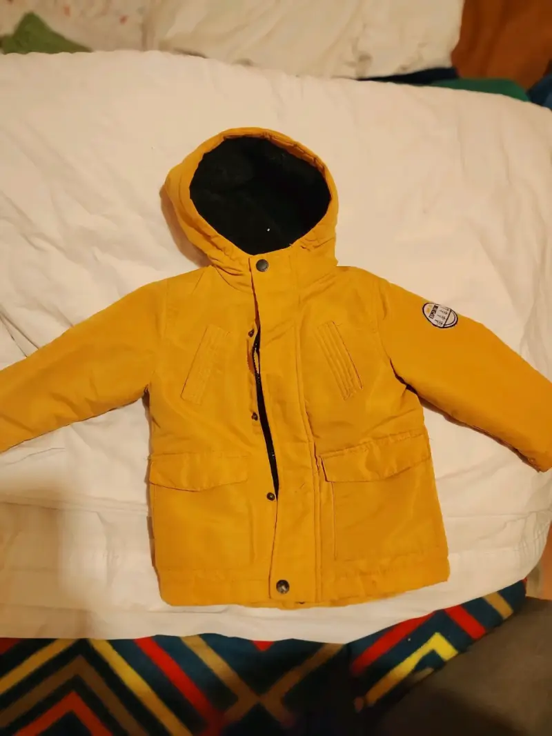 Chaqueta amarilla para niño - 1