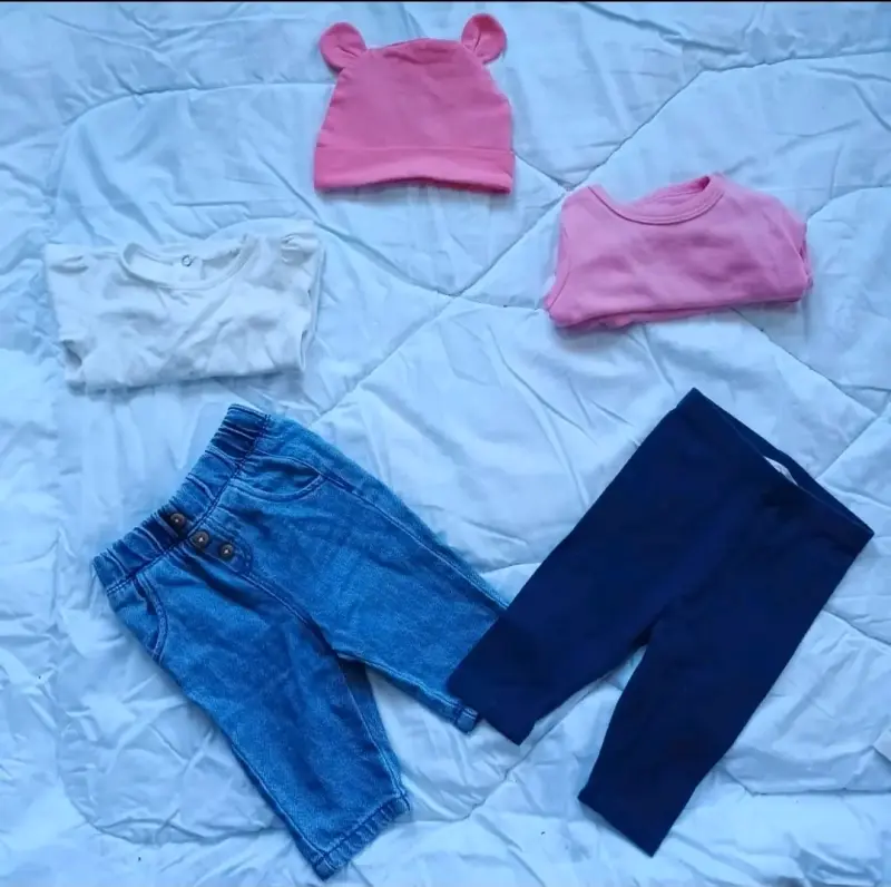 Conjunto de ropa para bebé - 2