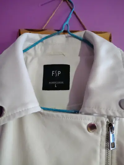 Chaqueta blanca FSP - miniatura 1