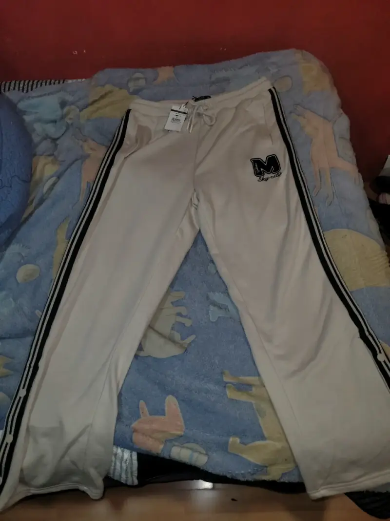 Pantalones de buzo beige con franjas - 4