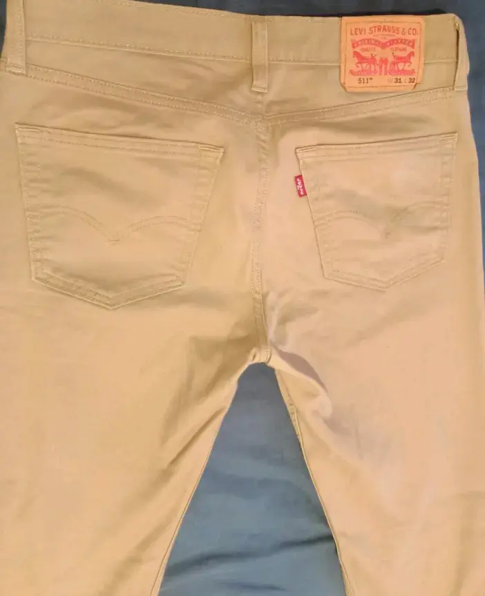 Pantalones beige casuales Levi's - 2