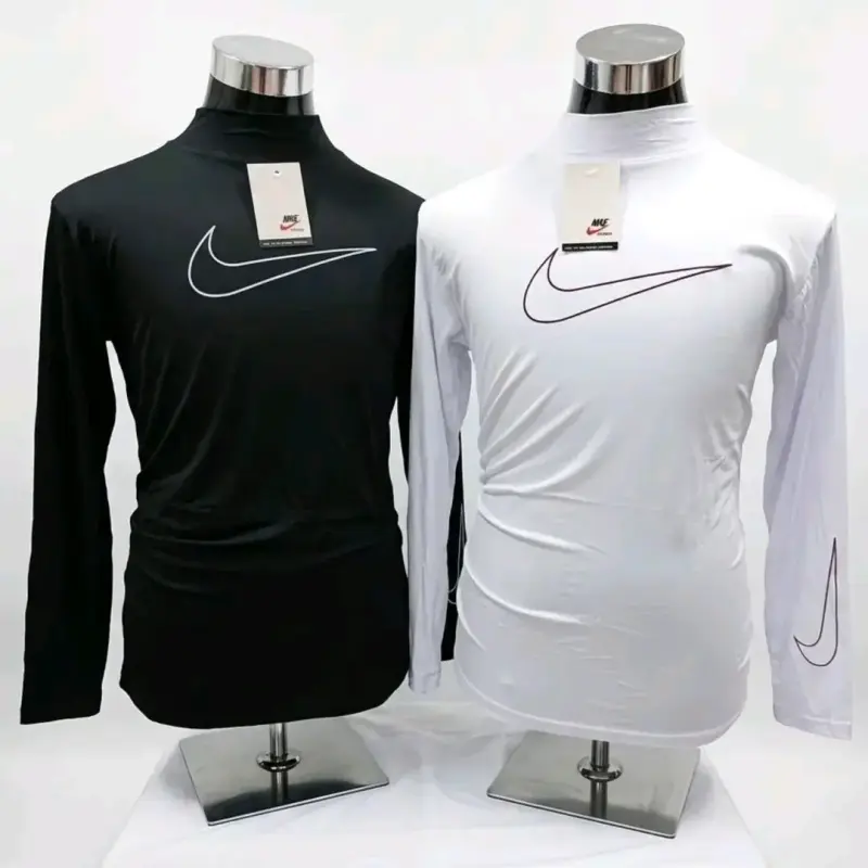 Poleras deportivas Nike negras y azul y gris