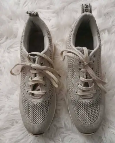 Zapatillas deportivas beige xti - miniatura 1