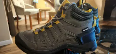 Botas de senderismo grises - miniatura 1