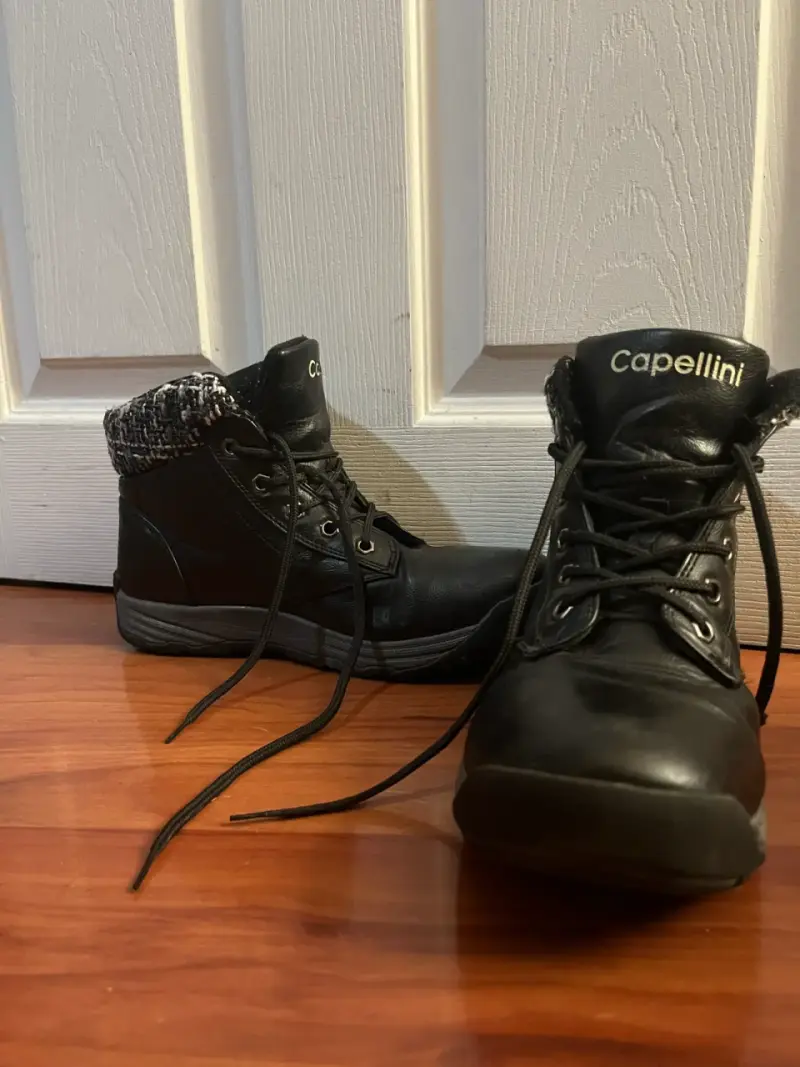 Botas negras con forro acolchado