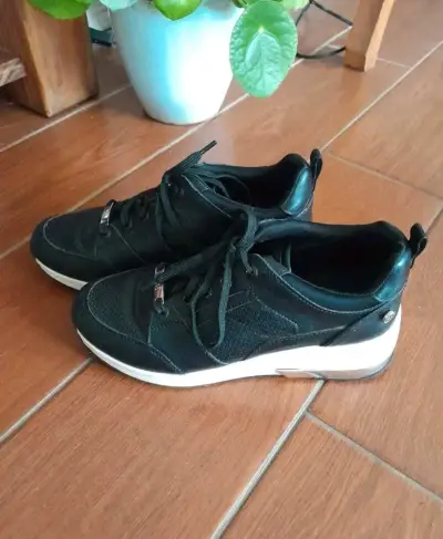 Zapatillas negras deportivas xti - miniatura 4