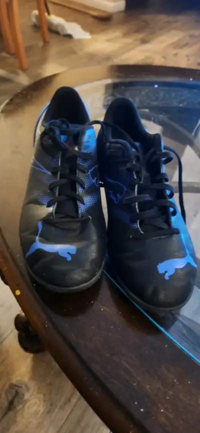 Zapatillas deportivas negras con azul - miniatura 2