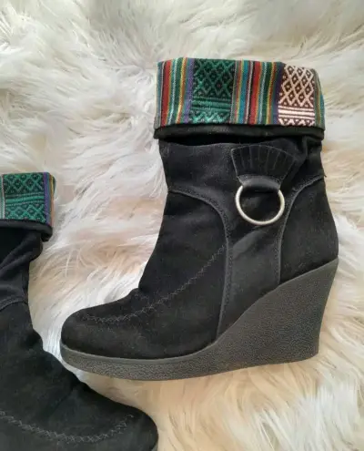 Botas negras de gamuza con cuña Andrea Rosetti - miniatura 4
