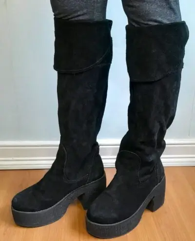 Botas negras altas de gamuza - miniatura 4