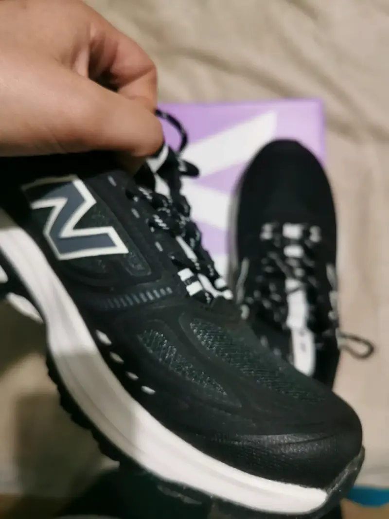 Zapatillas deportivas negras New Balance - 4