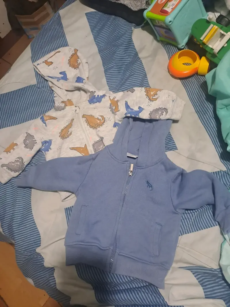 Conjunto bebé azul con dinosaurio - 6