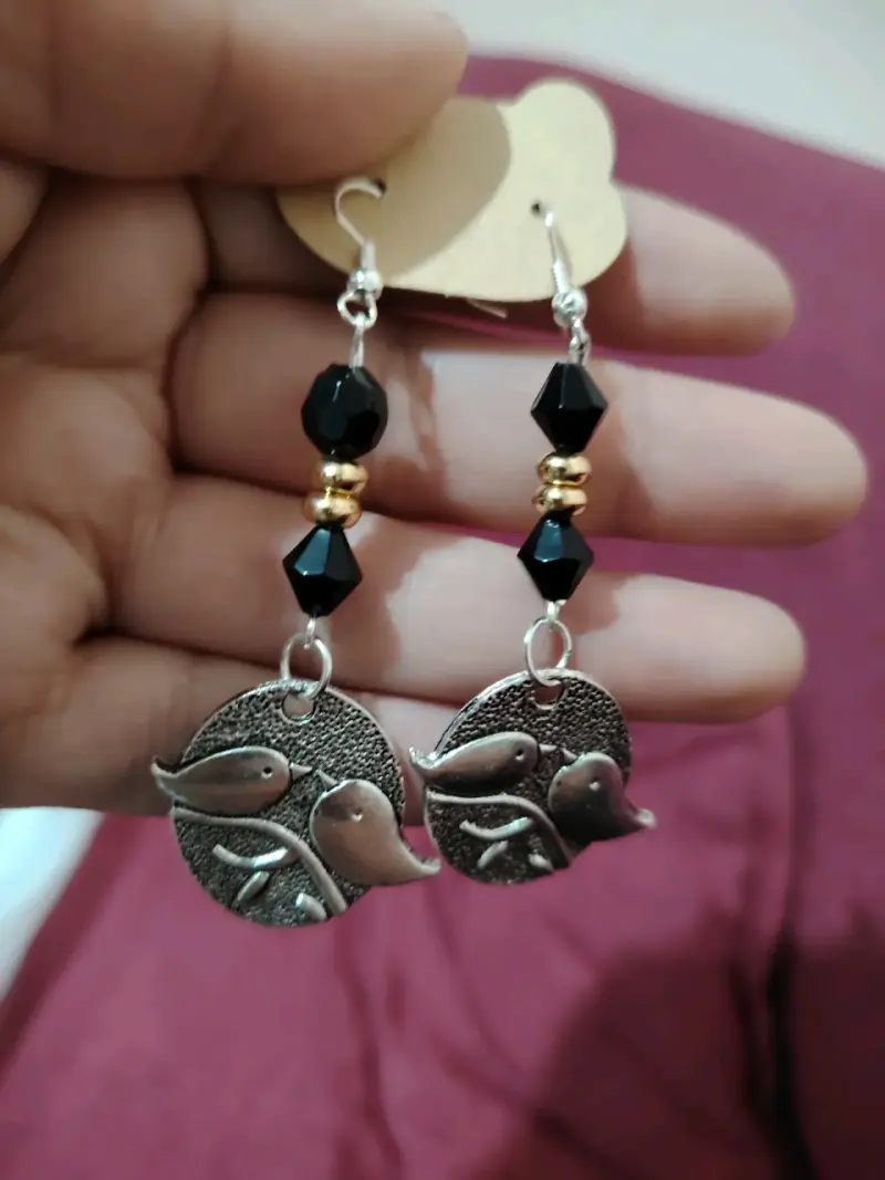 Aros dorados con corazones - 3