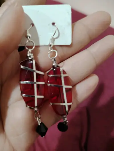 Aros dorados con corazones - miniatura 6