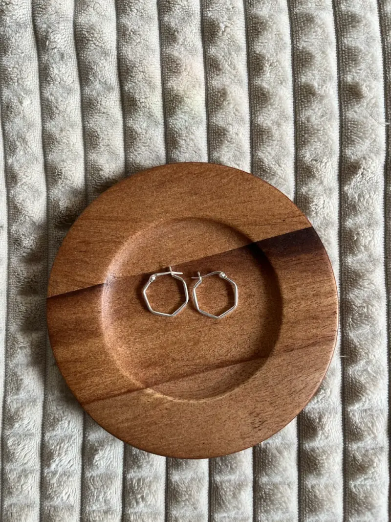 Aros de plata hexagonales