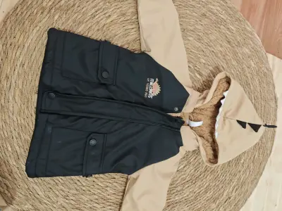 Chaqueta infantil con capucha dinosaurio - miniatura 5