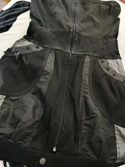 Vestido negro - miniatura 2