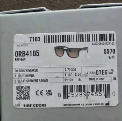 Lentes de sol Ray-Ban en caja - miniatura 2