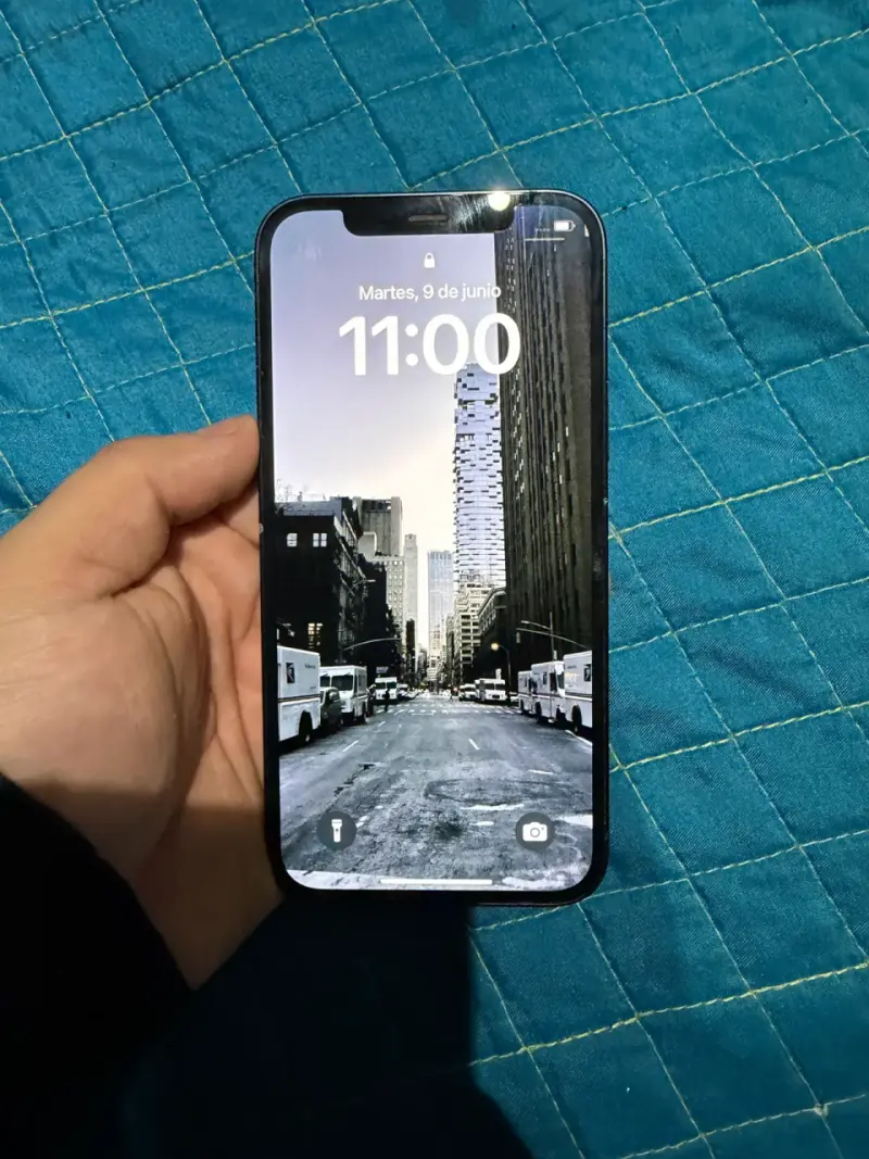IPHONE 12 - 2