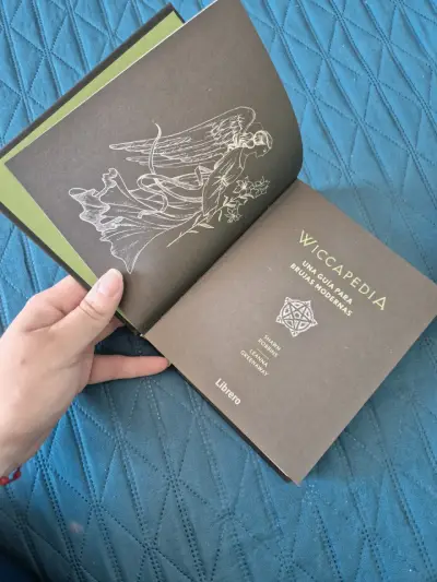 Libro 'Wiccapedia' de Librero - miniatura 1