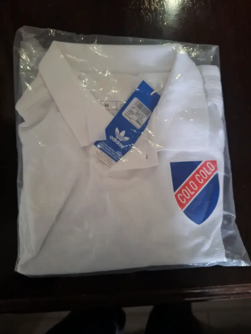 Polera blanca Colo Colo Adidas