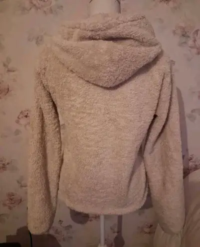 Polerón beige con capucha - miniatura 2