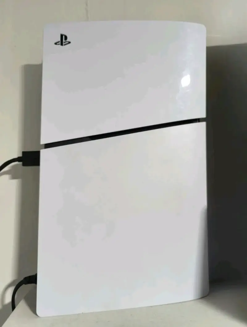 Play Station 5 Más Monitor de 27 Pulgadas - 1