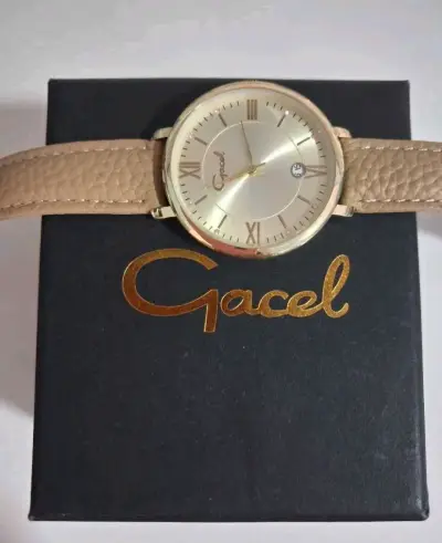 Reloj dorado con correa de cuero gacel - miniatura 2