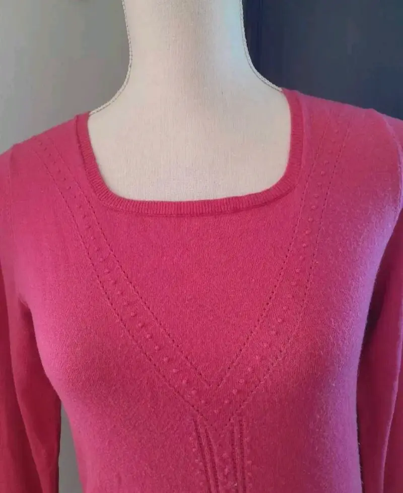 Sweater rosado de mujer iO - 2