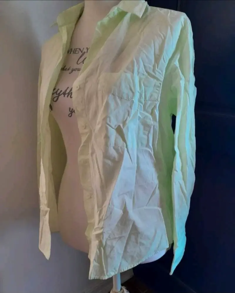 Camisa verde de mujer - 4