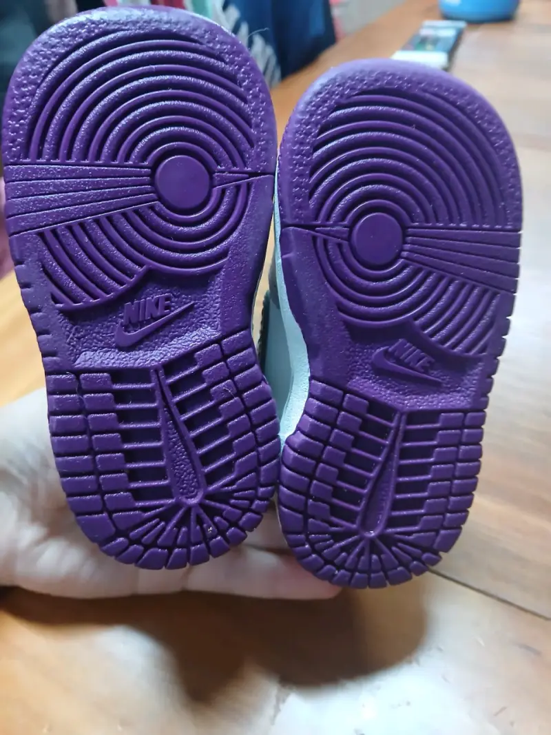 Zapatillas blancas con morado Nike Dunk Low - 3