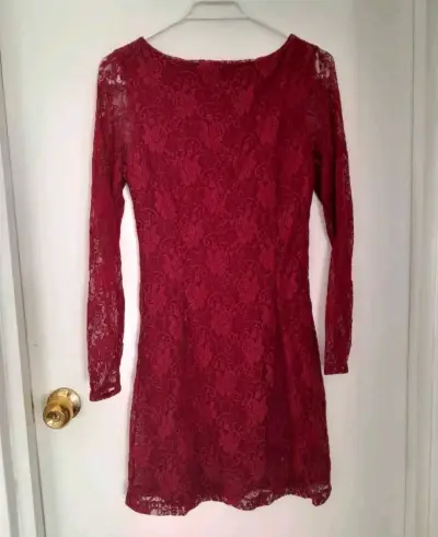 Vestido encaje rojo manga larga MOR - miniatura 2