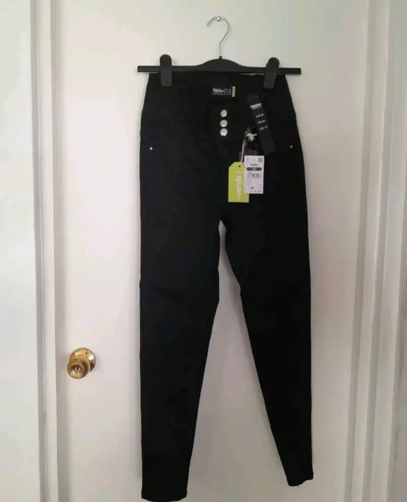 Pantalones negros con etiqueta Mossimo - 1