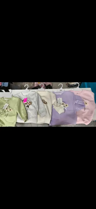 Sudadera floral para niñas - miniatura 2