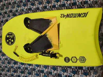 Bodyboard Maui amarillo y negro - miniatura 1