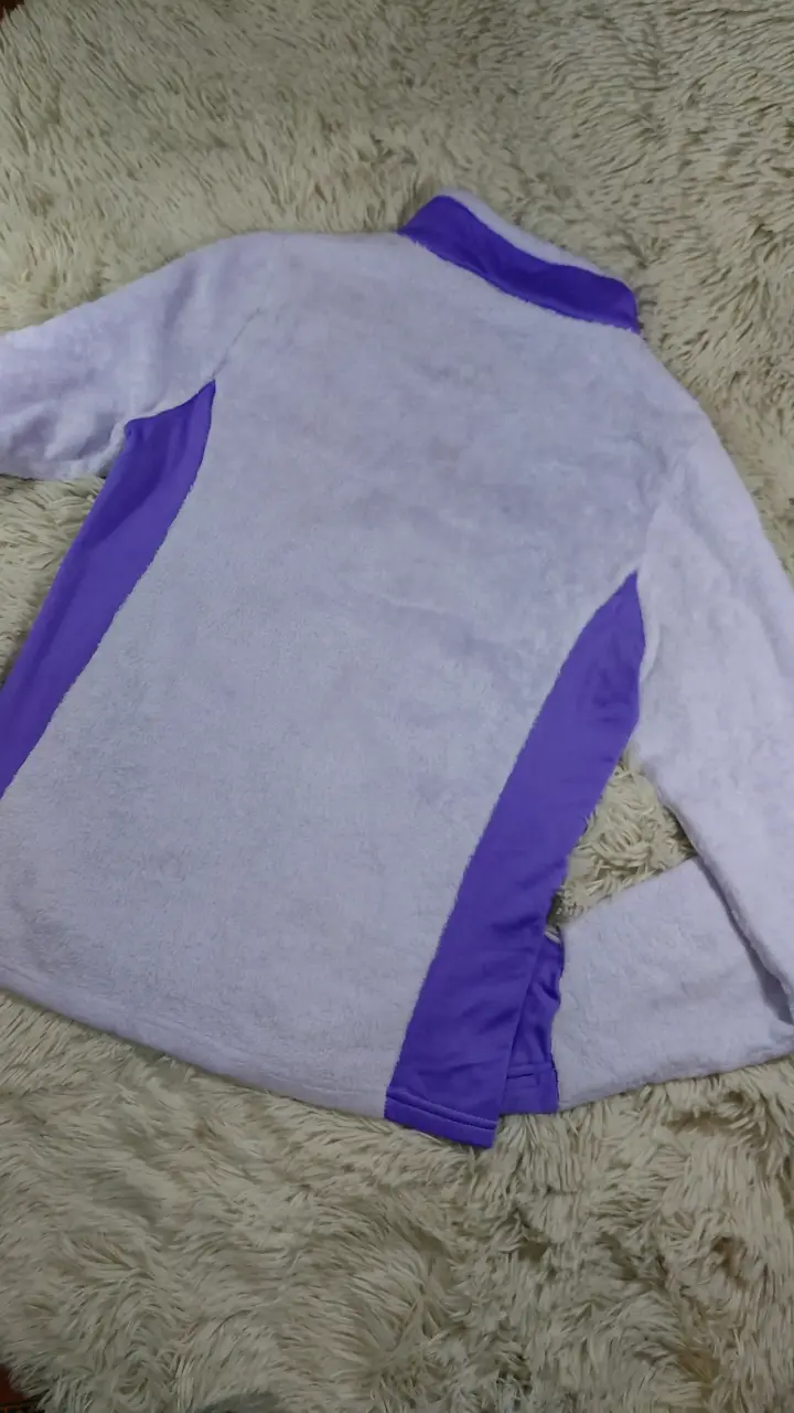 Polerón Champion morado de felpa. Talla 14.16 - 6