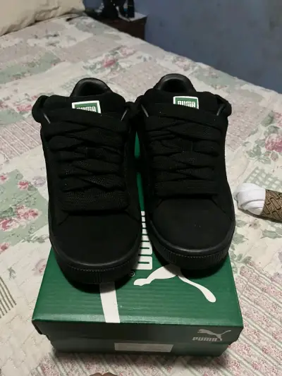 Zapatillas negras Puma Suede - miniatura 2