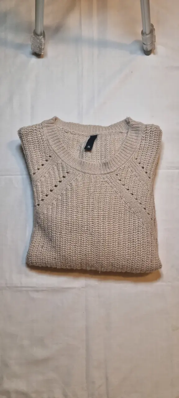 Suéter beige tejido S/M - 1